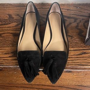 Ann Taylor Evan pointed toe tassel flats